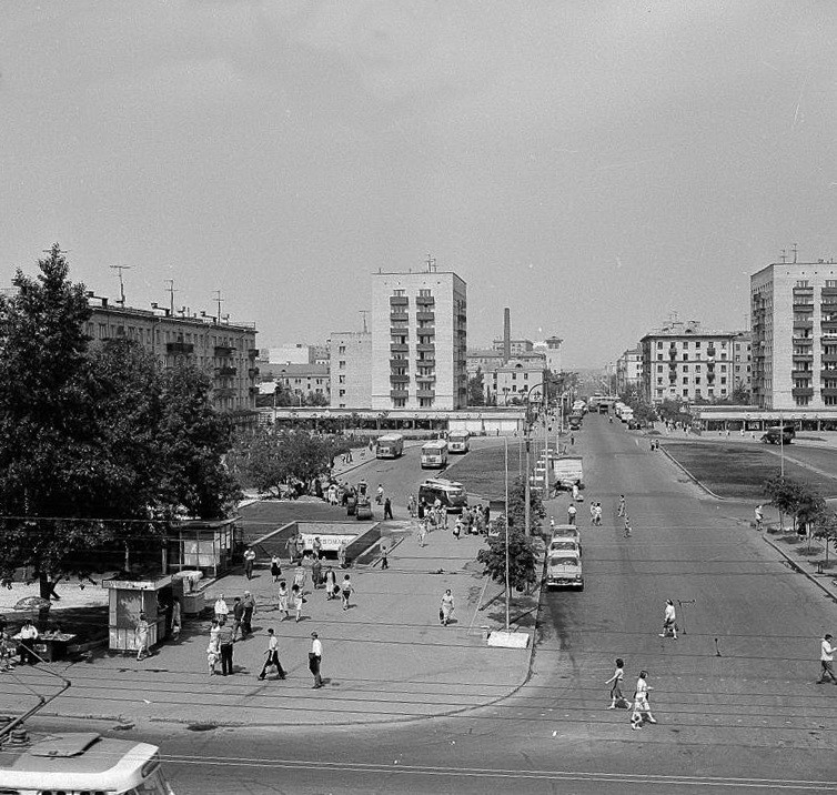 Метро Первомайская Магазины